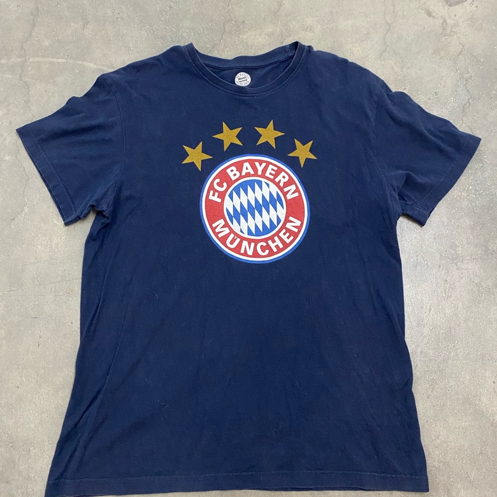 FC Bayern Munich Navy T-Shirt